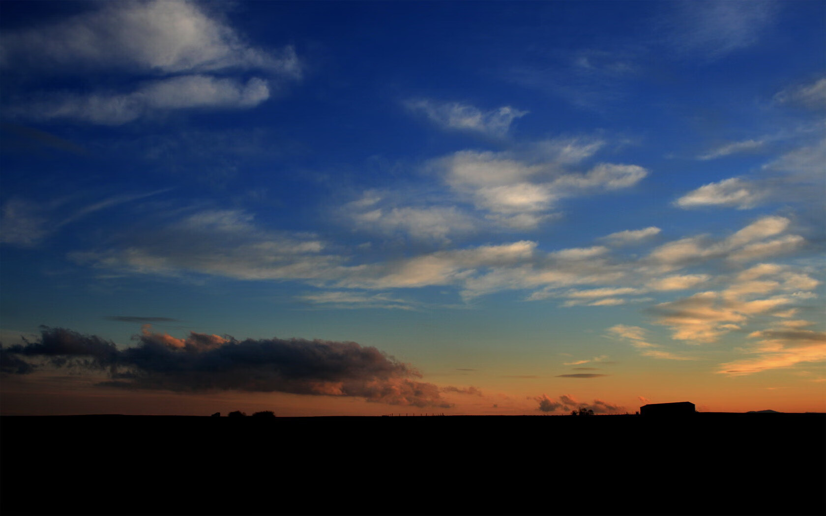 Jiuyou-城市街道：城市赛的速度与风景，城市街道图片 唯美 风景图片