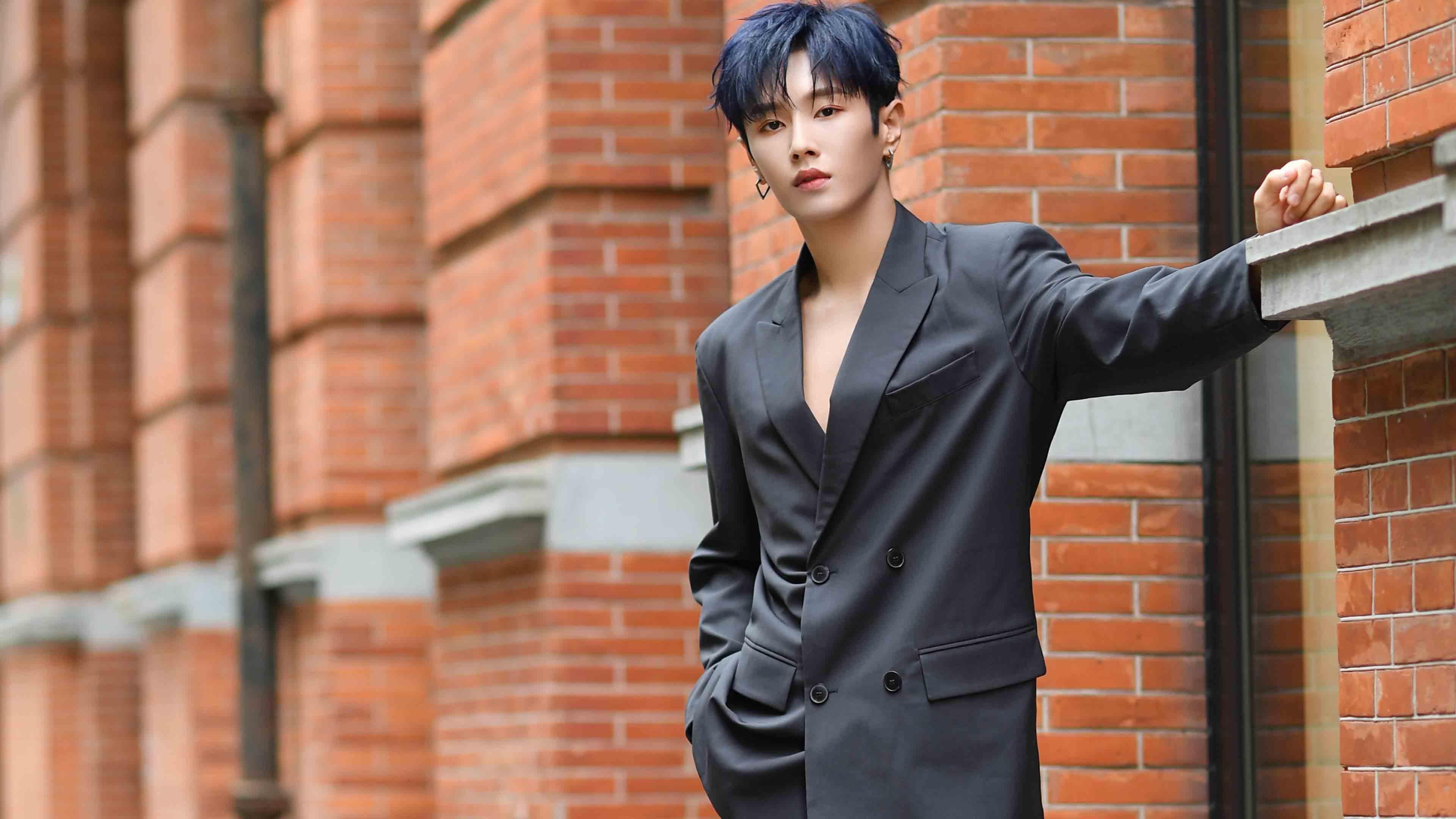 九游游戏中心官网-乔治发表赛场瞬间视频成爆点，乔治霸气视频完整版