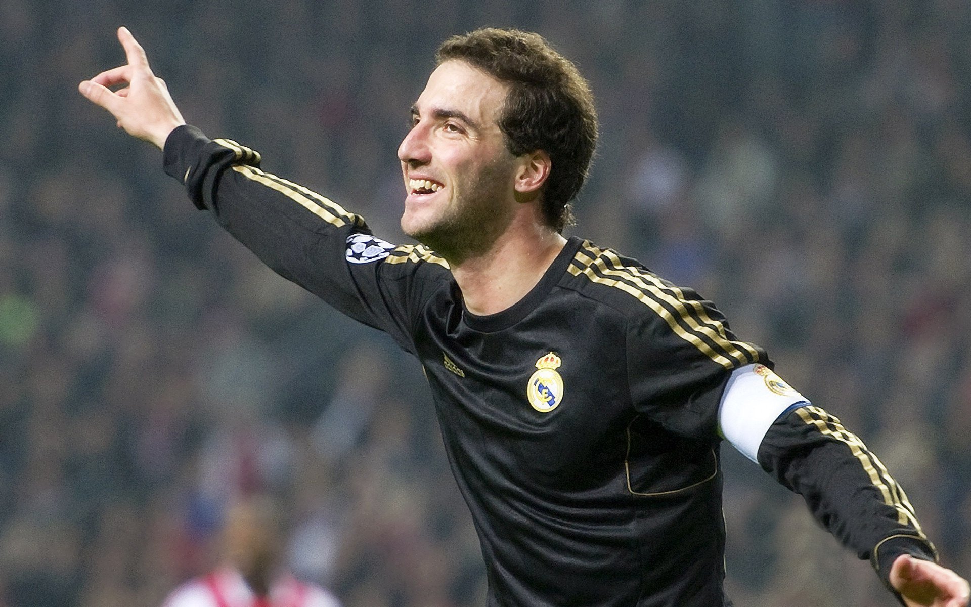 九游娱乐网站-世界杯影响：五大联赛的变化与机遇，世界杯的参赛队伍