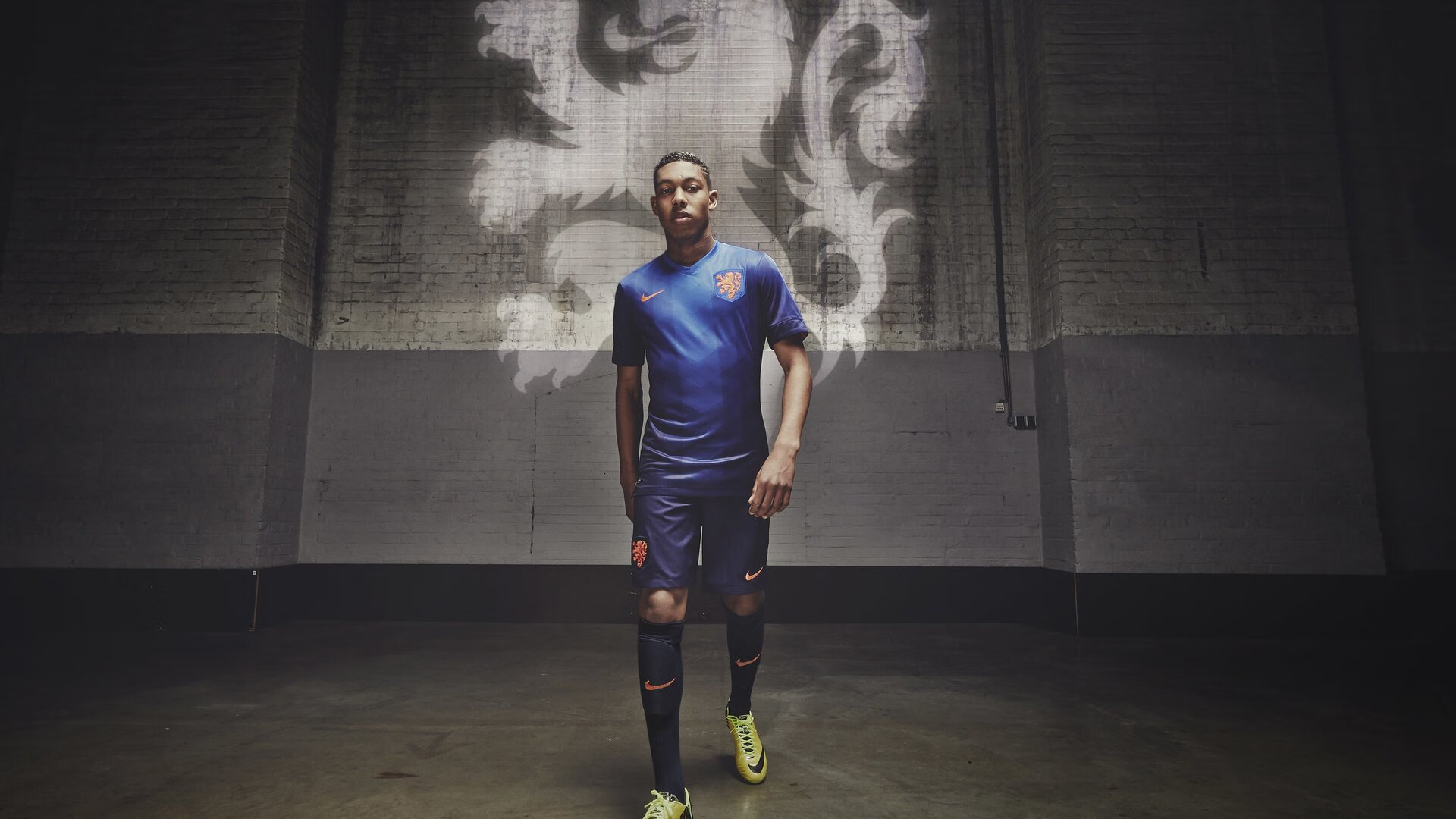 九游体育网站-世界杯中国青年队爆冷 球迷反应两极分化，世界杯中国队形势